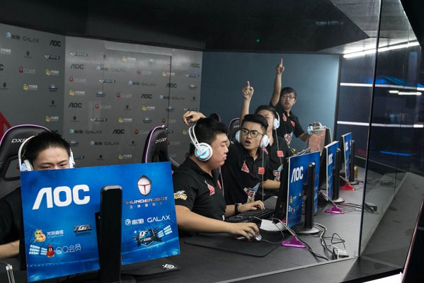 关键时刻 关键时刻