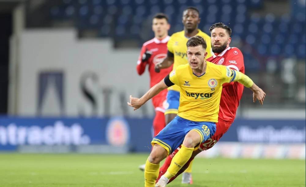 中更进一步 中更进一步